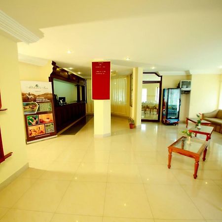 Michaels Inn Thekkady Dış mekan fotoğraf