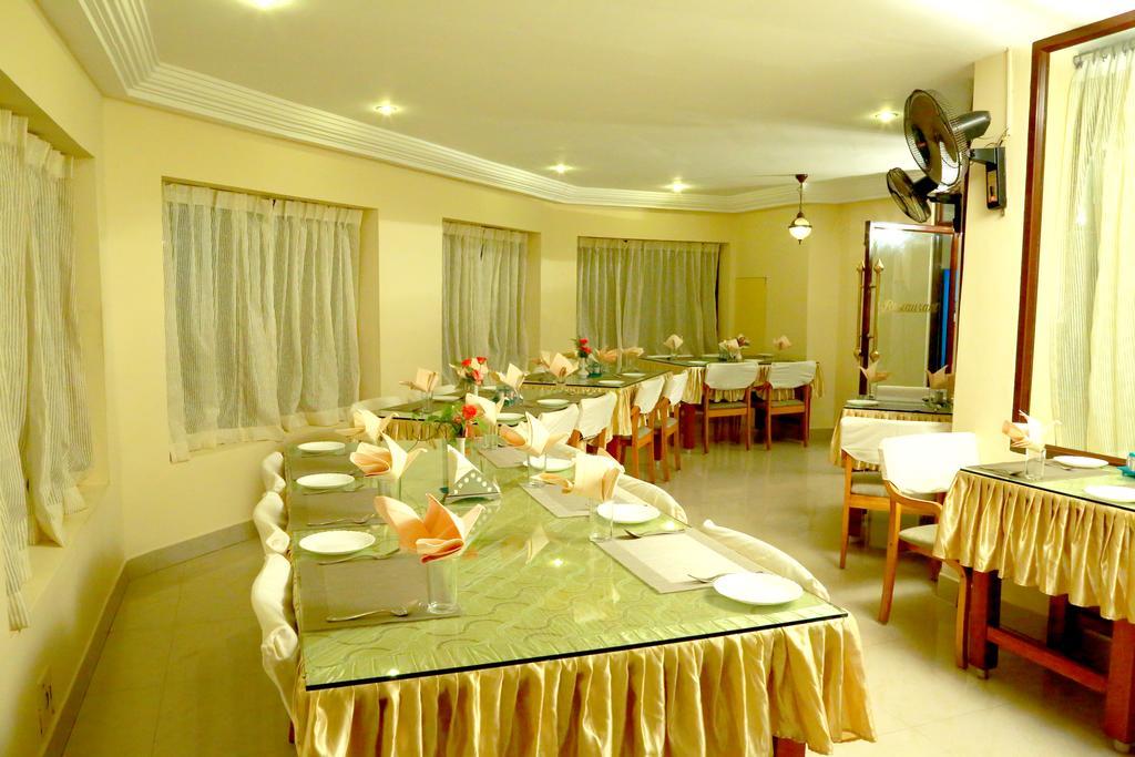 Michaels Inn Thekkady Dış mekan fotoğraf