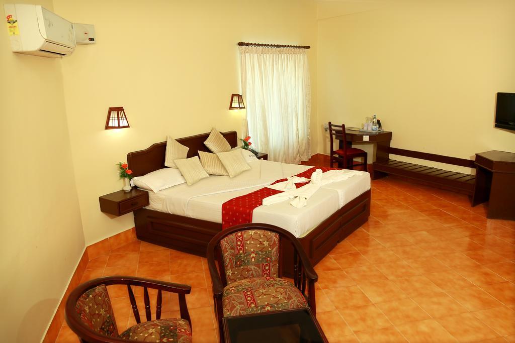 Michaels Inn Thekkady Dış mekan fotoğraf