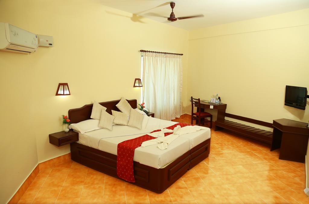 Michaels Inn Thekkady Dış mekan fotoğraf