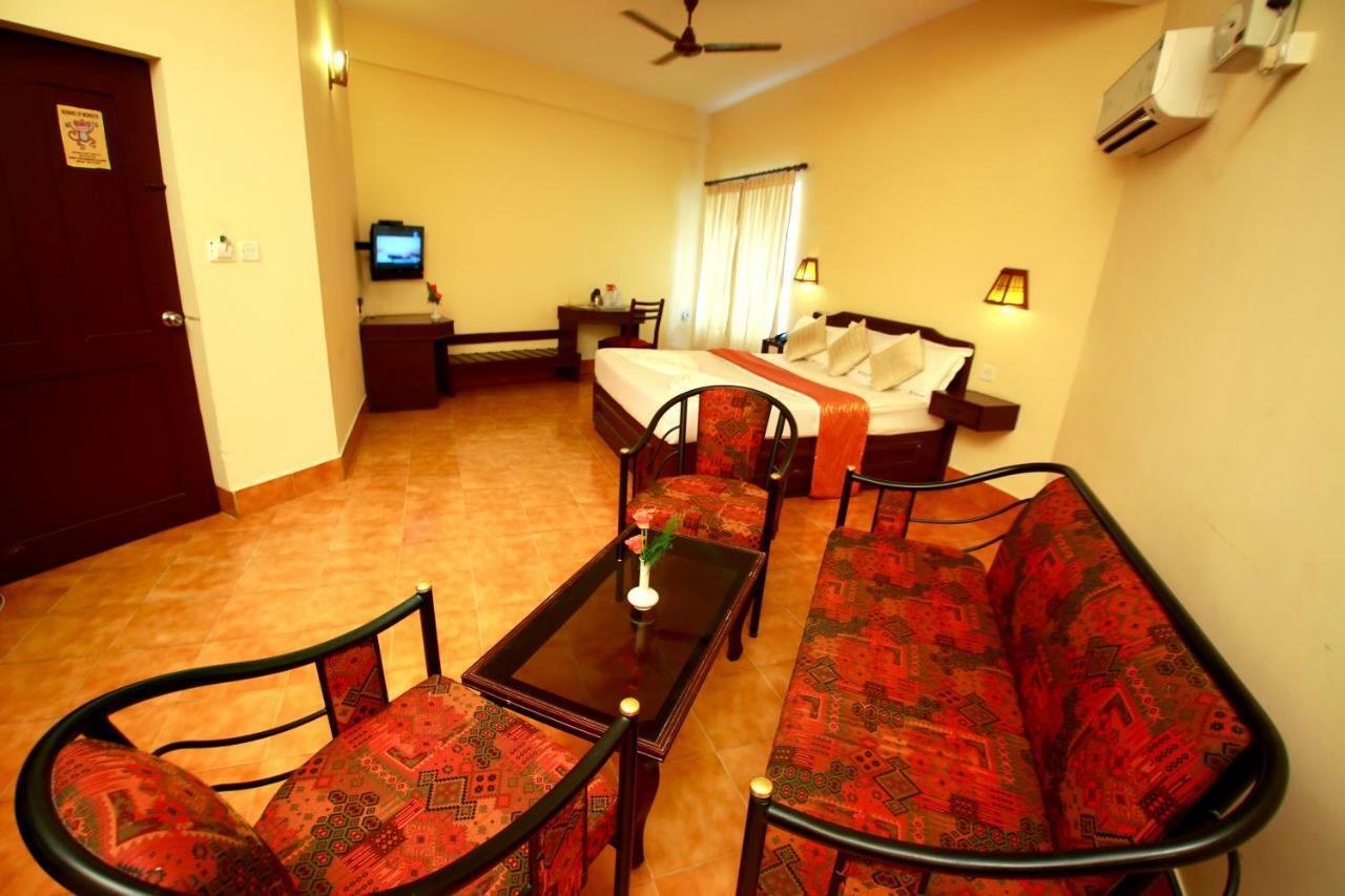 Michaels Inn Thekkady Dış mekan fotoğraf